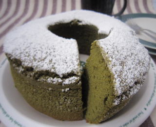 玄米君シフォンケーキ